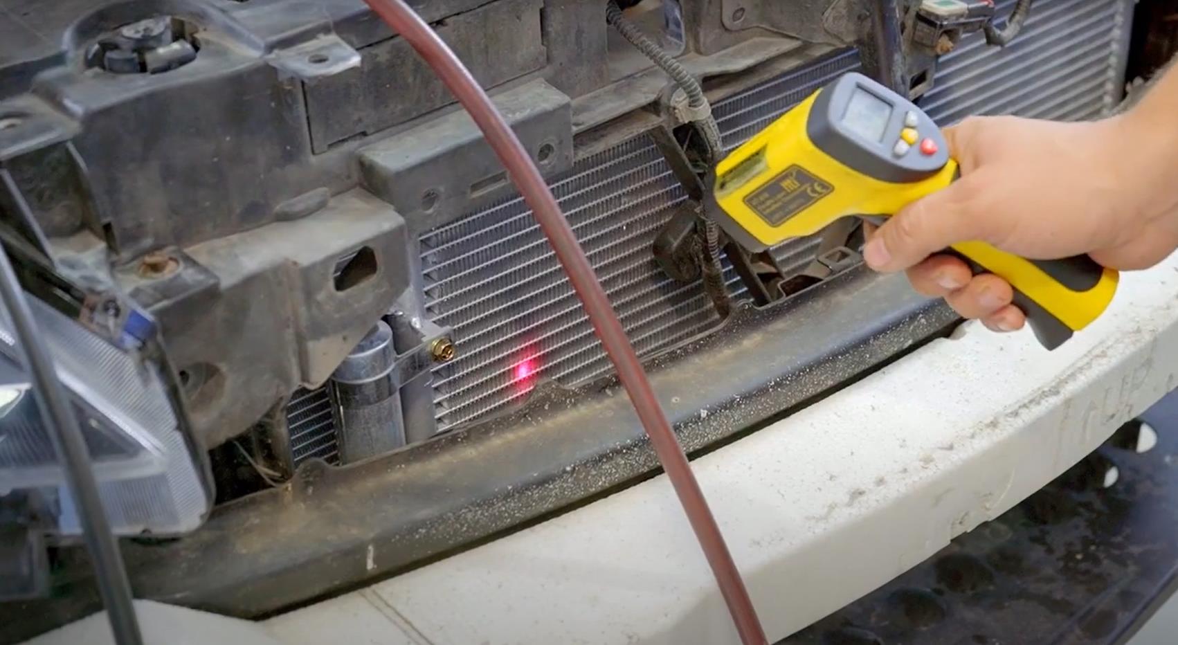 Диагностика радиатора кондиционера Мазда