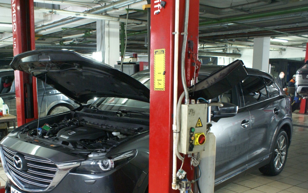 Мазда в сервисе