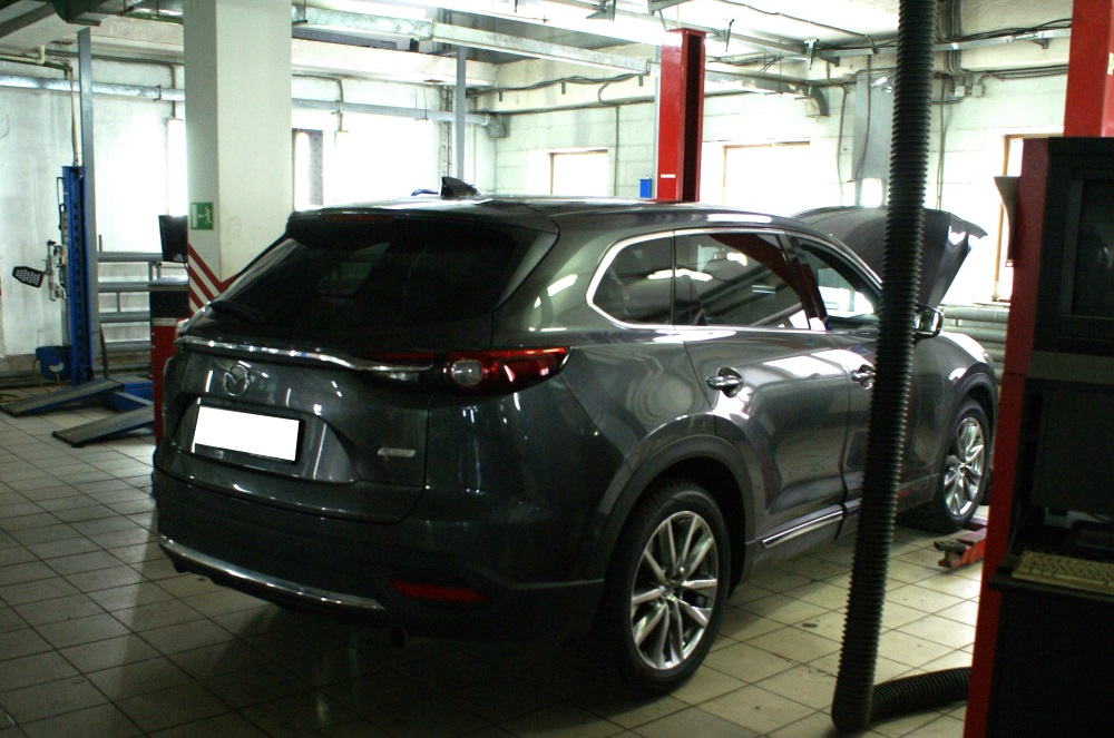 Мазда в сервисе