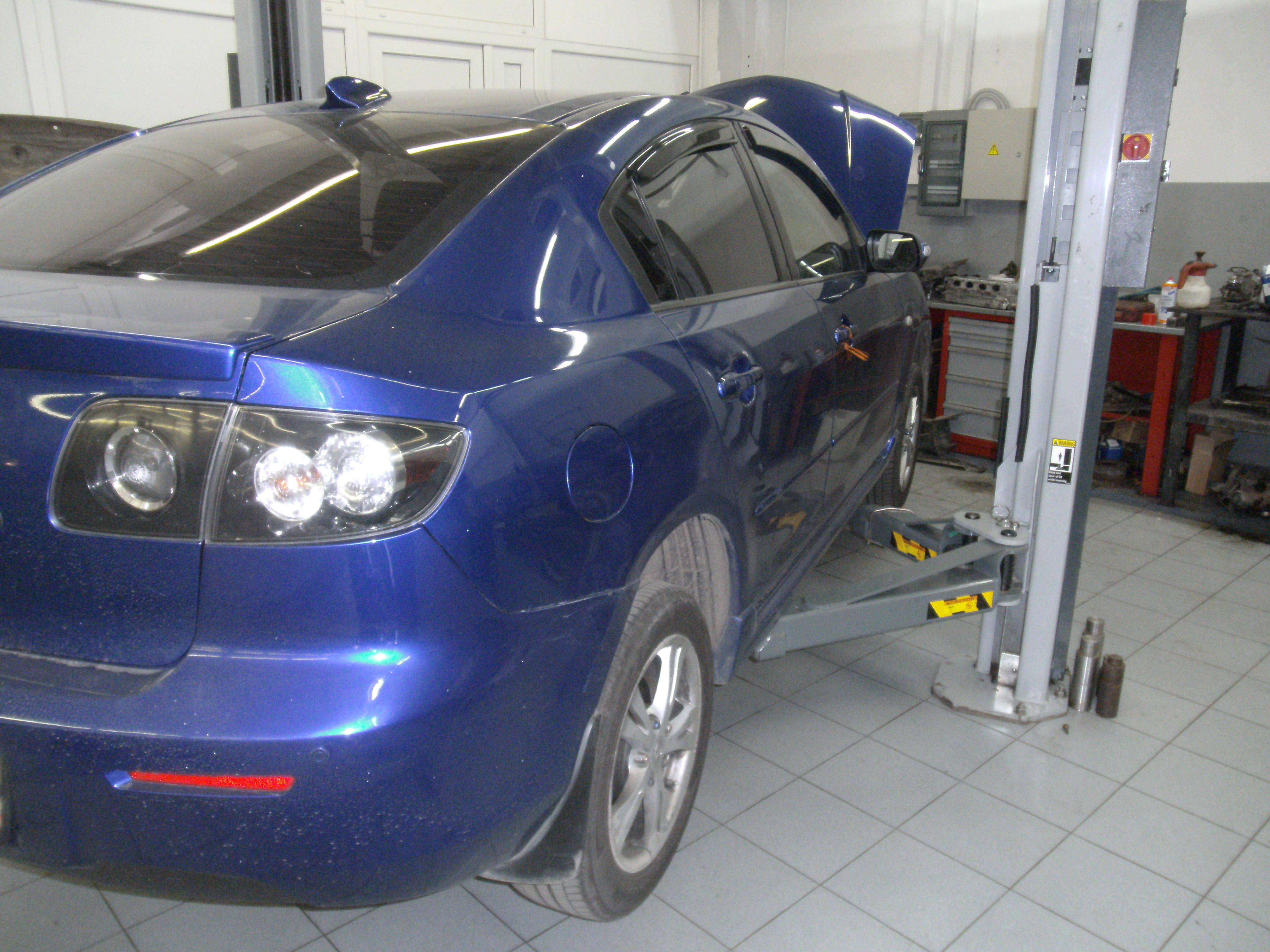 Мазда 3 на СТО