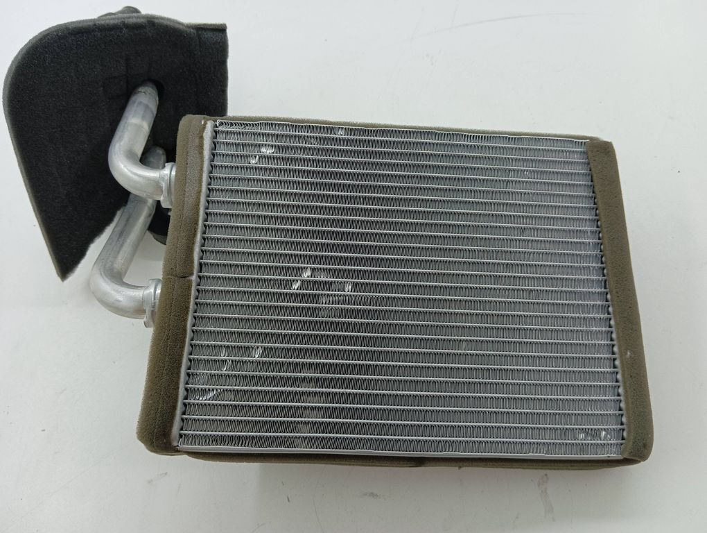 Новый радиатор отопителя