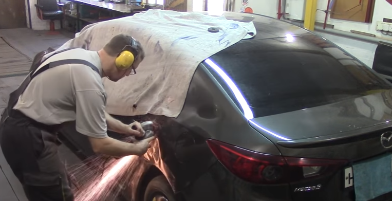 кузовной ремонт Мазды